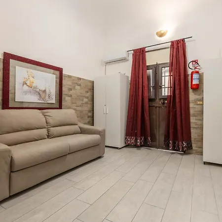 Pacini Ironhouse